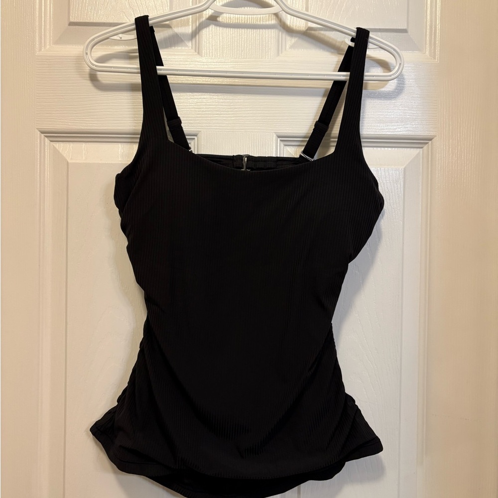 Athleta Black Ribbed Tankini Swim top 36 D/DD